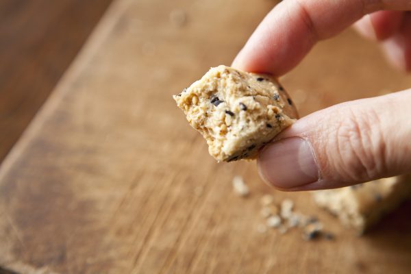 ベースベーカリーさんのセサミクッキー